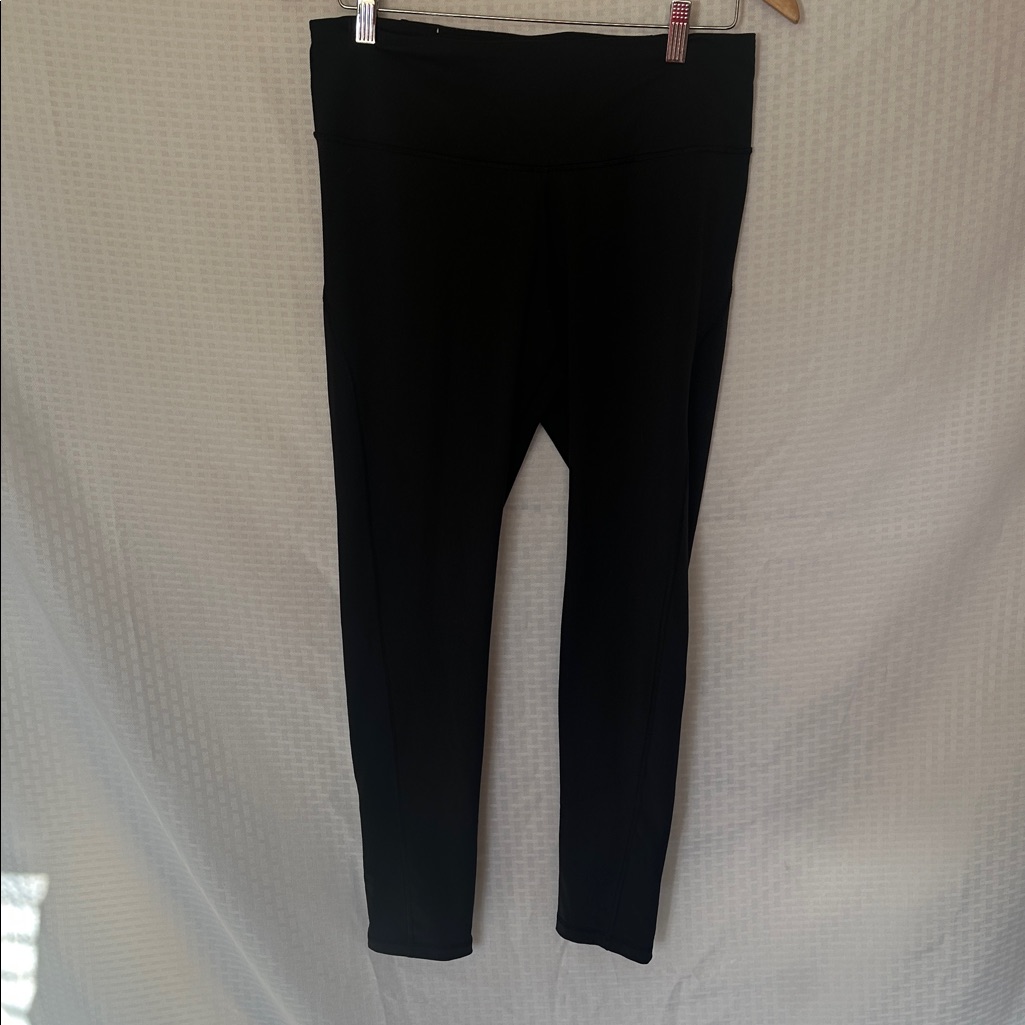 496 Victorias Secret Classic Black Leggings 496 Victorias Secret Classic Black Leggings